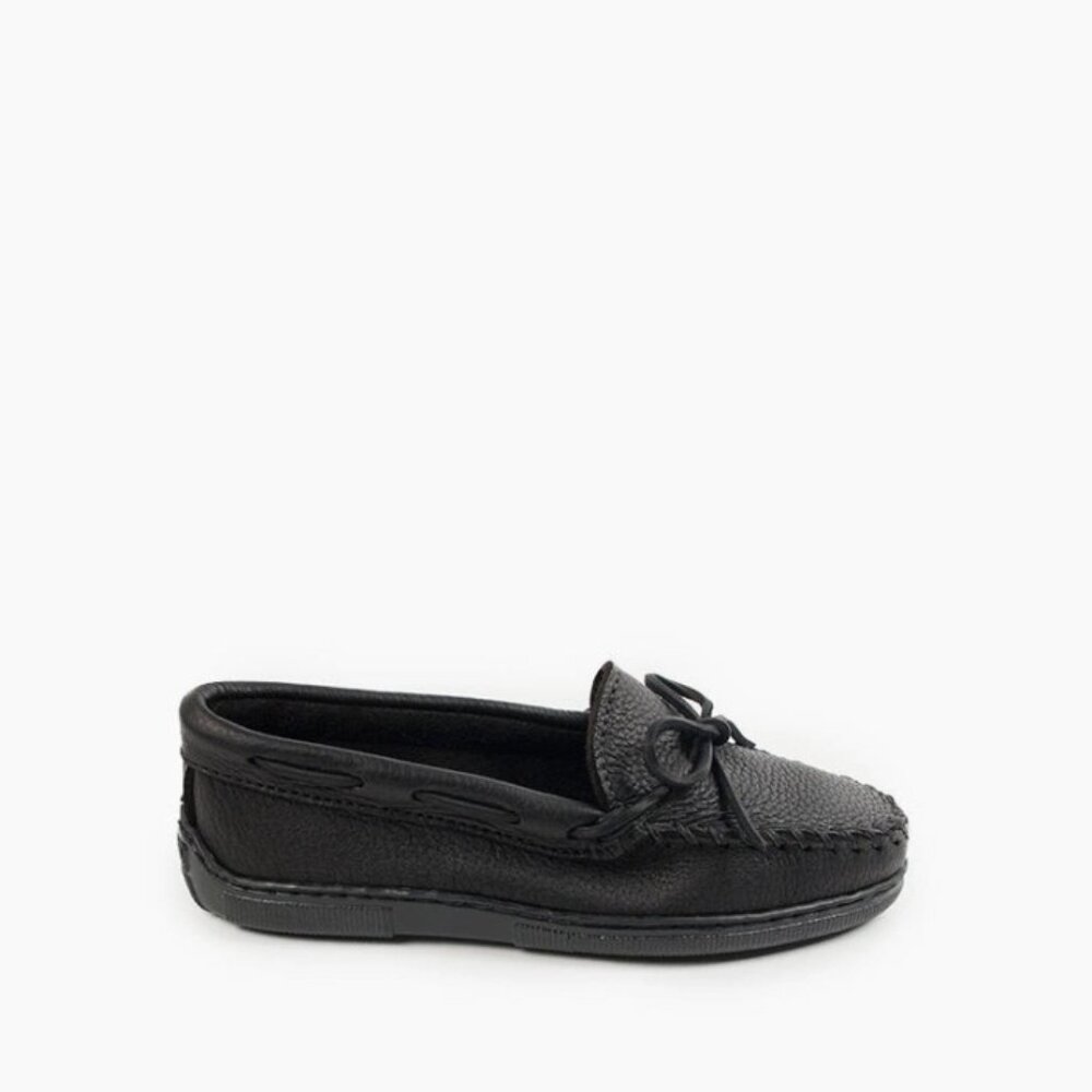 Minnetonka Classic Moccasin in Black Moosehide